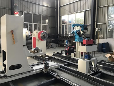 Automatic Pipe Welding Robot